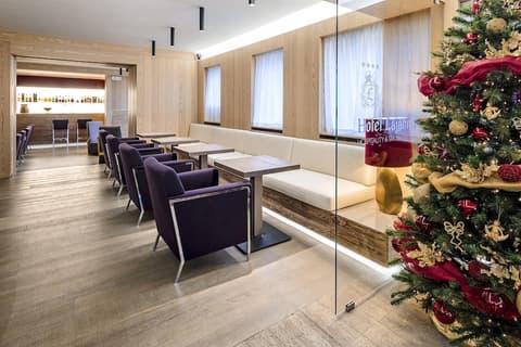 Lajadira Hotel & Spa, Lobby sitting area