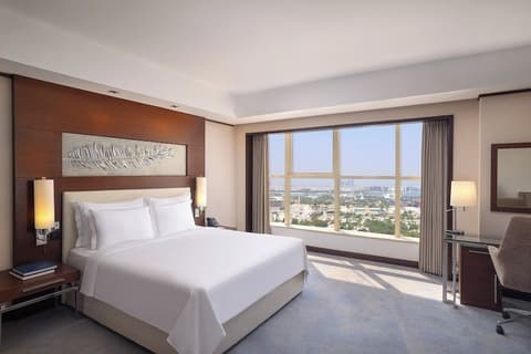 Grand Millennium Dubai, Room
