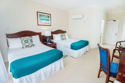 Bay Gardens Marina Haven, Room