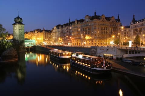 Boat Hotel Matylda, Exterior