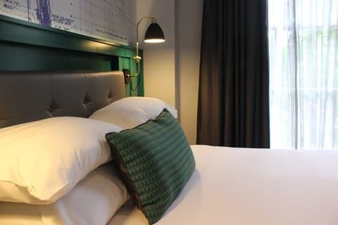 The Churchill Hotel, Room