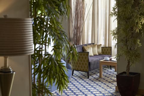 Antoinette Hotel Wimbledon