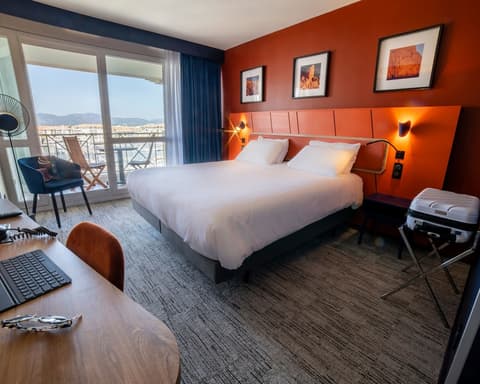 Mercure Thalasso and Spa Port Frejus