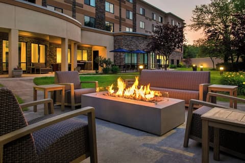 Courtyard by Marriott Paramus