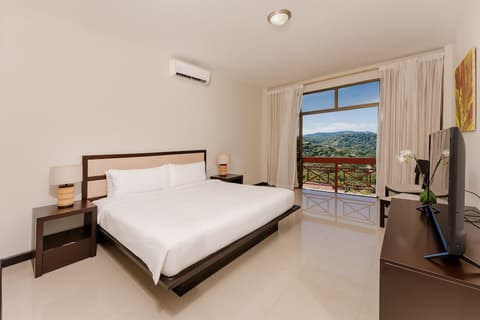 Villas Sol Beach Resort, Room