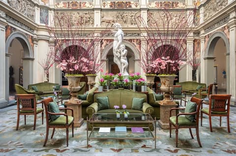 Four Seasons Hotel Firenze, Lobby