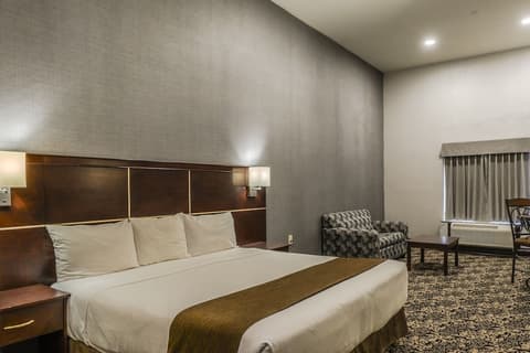 Woodbine Hotel and Suites