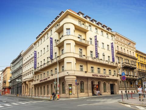 EA Hotel Sonata, Exterior