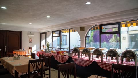 Hotel Casino Plaza, Breakfast buffet