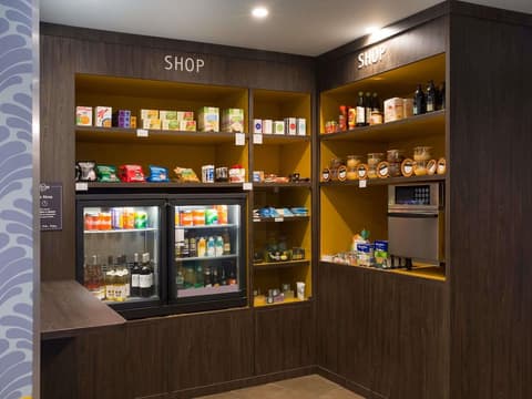 Aparthotel Adagio Annecy Centre, Miscellaneous