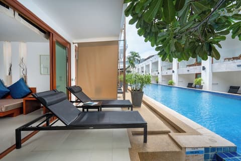 La Flora Resort Patong, Room