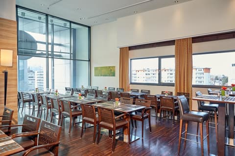 H+ Hotel Salzburg, Restaurant