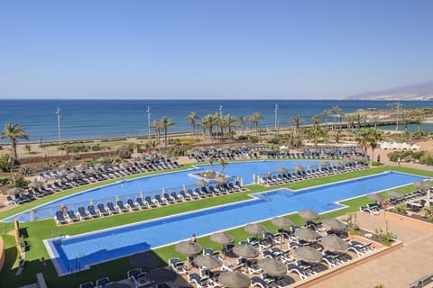 Cabogata Beach Hotel