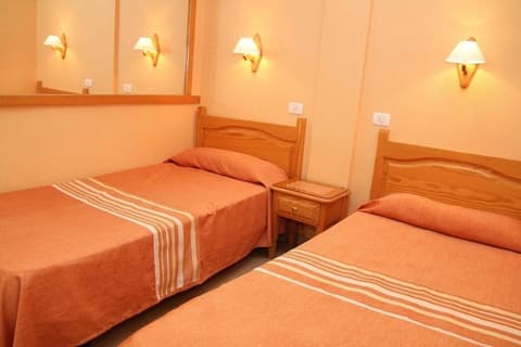 Skyview Hotel by LIVVO, Room