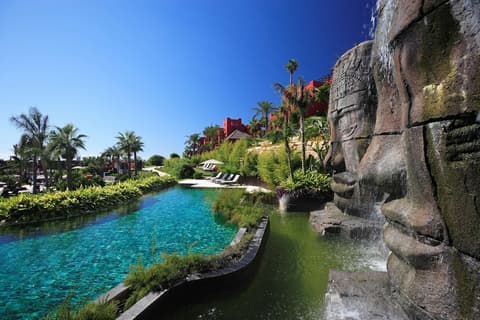 Asia Gardens Hotel & Thai Spa, a Royal Hideaway Hotel