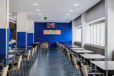 Holiday Inn Express Barcelona City 22@ by IHG, Breakfast meal