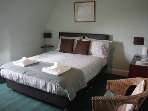 Airdenair Guest House