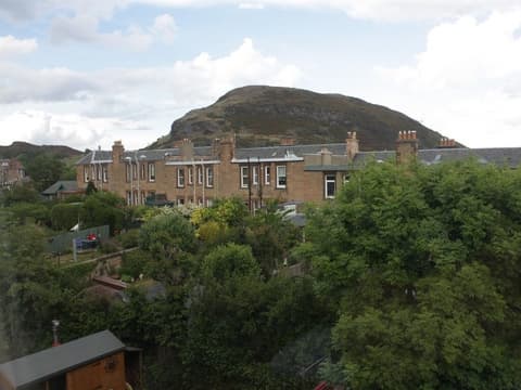 Airdenair Guest House