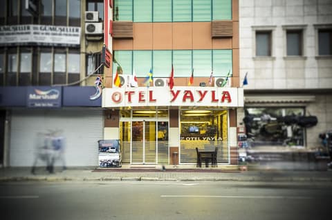 Yayla Hotel, Front of property