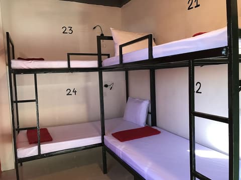 Vang Vieng Rock Backpacker Hostel, Room