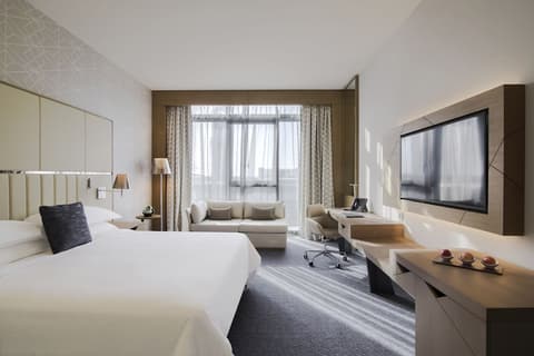 Pearl Rotana Capital Centre, Room