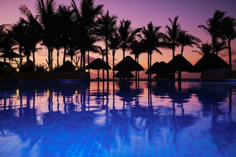 Hotel NYX Cancun All Inclusive, Outdoor pool