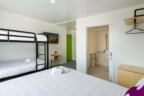 LyLo Queenstown, Room