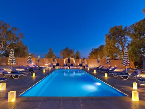 Thalasea Kimolos, Pool