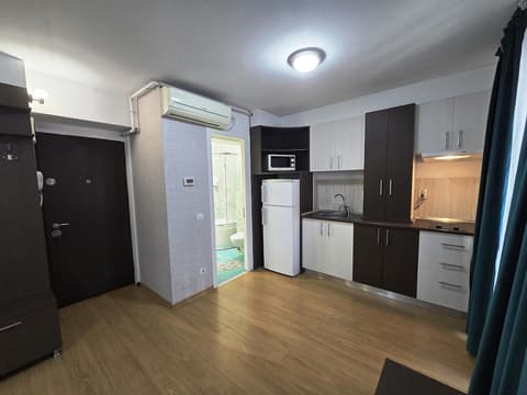 Decebal Residence Apartments, Room