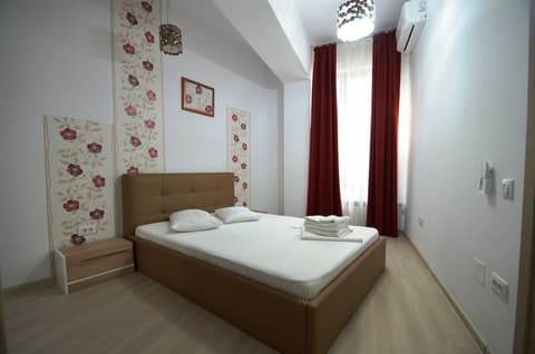 Uptown Residence Apartments, Room