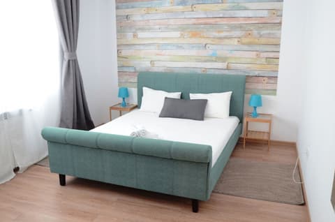 Uptown Residence Apartments, Room