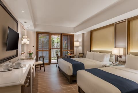 Henann Crystal Sands Resort