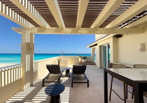 Royal Select at Grand Park Royal Cancun-All Inclusive-Adults Only, Exterior detail