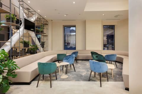 Hilton Garden Inn Bucharest Old Town, Lobby