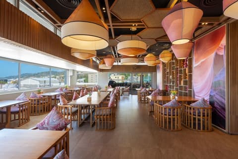 Mercure Phuket Patong Journeyhub, Restaurant