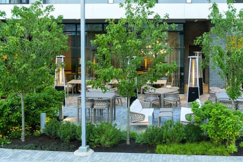 AC Hotel by Marriott Boston Downtown, Terrace/patio