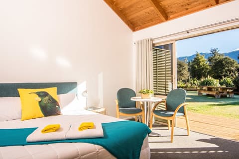 Abel Tasman Lodge, Room