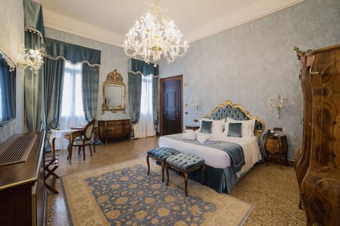 Hotel Nani Mocenigo Palace