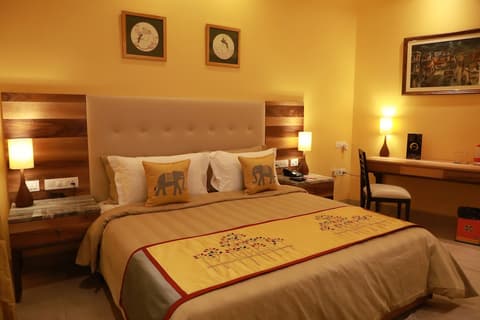 juSTa Luxe Sajjangarh Resort & Spa, Udaipur, Room