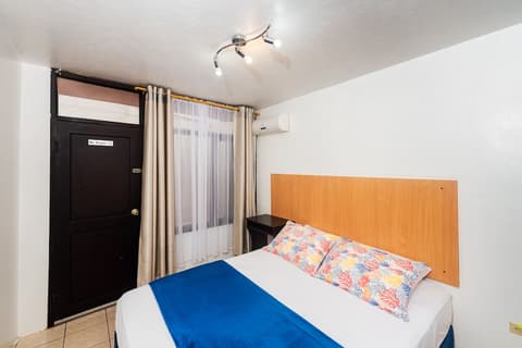 Hostal North Seymour, Room