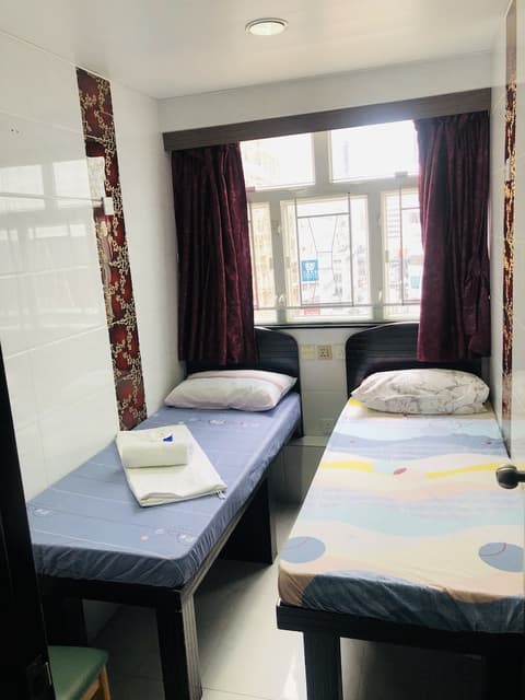 Kyoto Guest House, Room