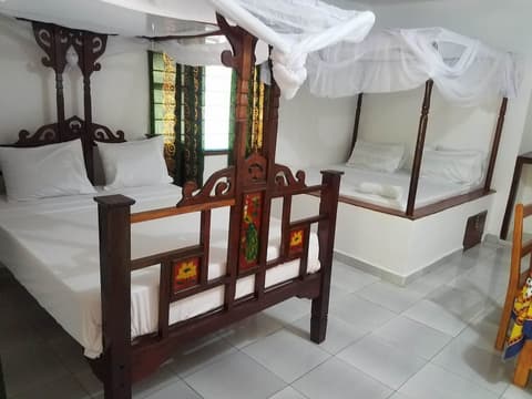 Baraka Aquarium Bungalows