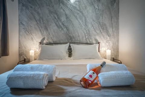 Memories Apartments, Room