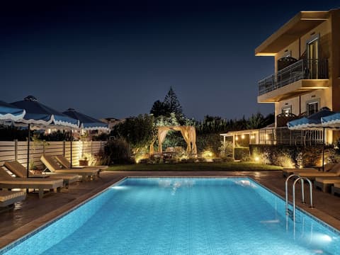 Memories Apartments, Pool