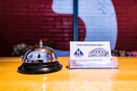 Far Home Bernabeu, Reception