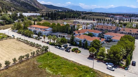 Herakles Thermal Hotel, Exterior