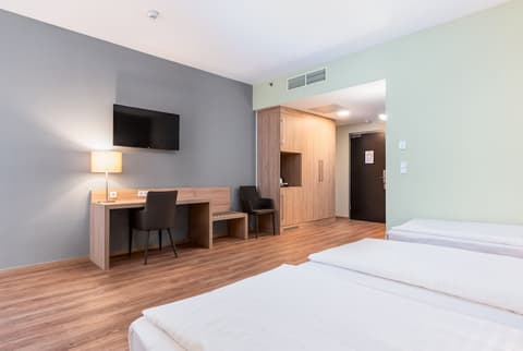 Akeah Verdi Budapest, Room