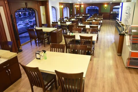 Vatan Asur Otel, Restaurant