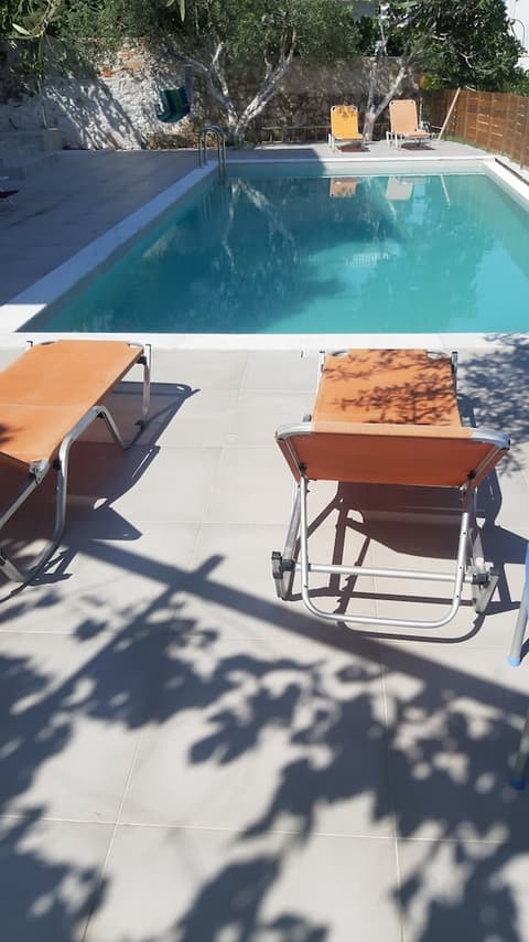 Bino Apartments, Pool