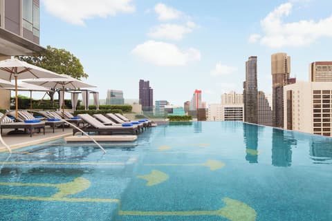 Bangkok Marriott Hotel The Surawongse, Pool